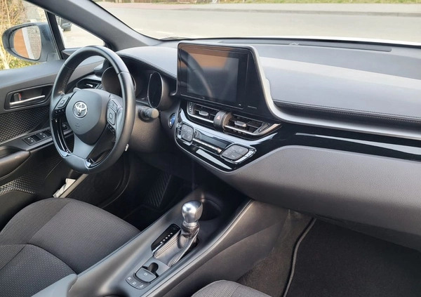 Toyota C-HR cena 81999 przebieg: 61245, rok produkcji 2018 z Aleksandrów Łódzki małe 466